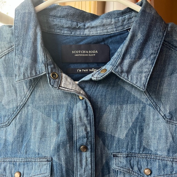 Scotch & Soda Denim Indigo Star Button Up Puff Sleeve Collared Top - Picture 4 of 7